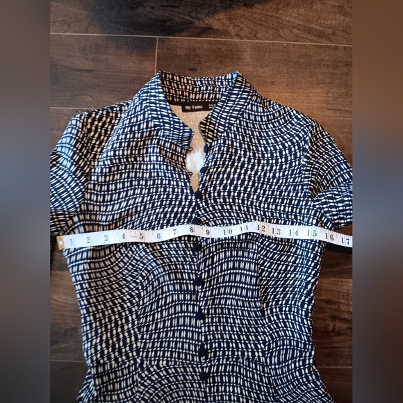 Chic Patterned Dress - Picture 4 of 7